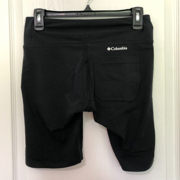 Columbia Womens Short M Black Standard Trek 1/2 Tight Stretch Biker Athletic NWT - Picture 2 of 9